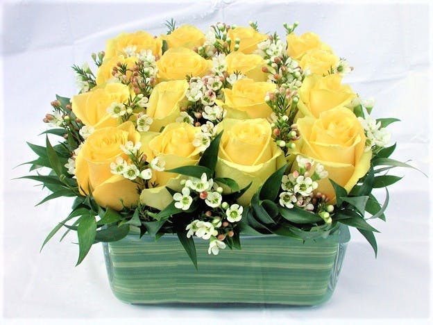 golden charm centerpiece Hostess Gift Delivery Palm Beach Florida